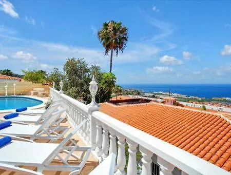 House Beautiful Carla Private Pool In Tfs Willa Puerto de Santiago (Tenerife)